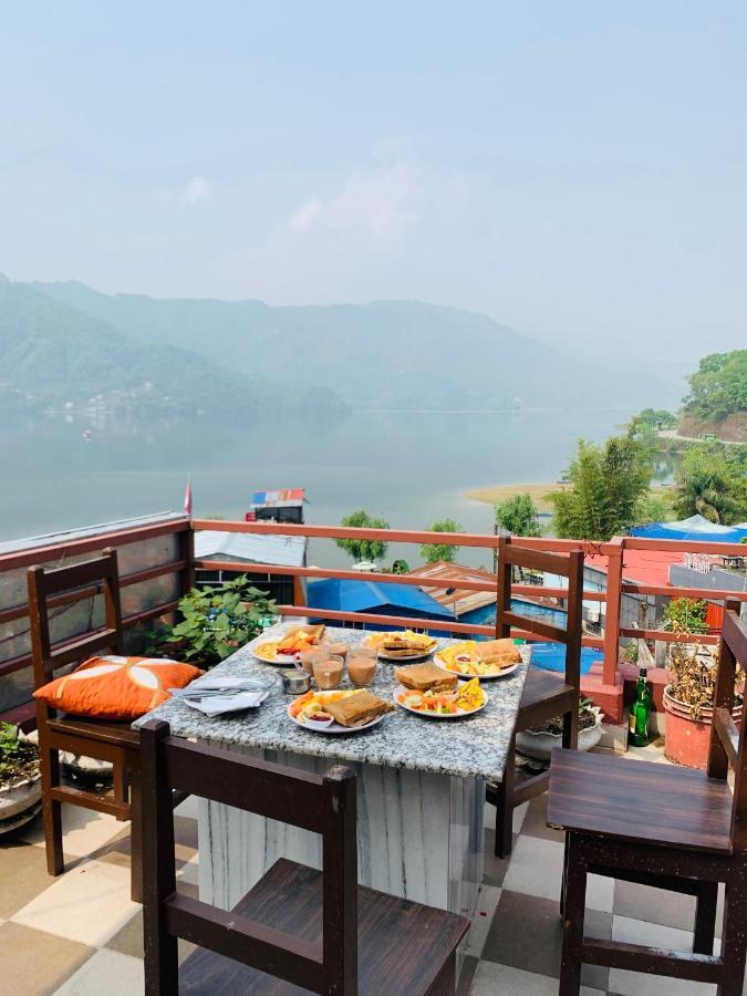 Hotel October Inn 포카라 외부 사진