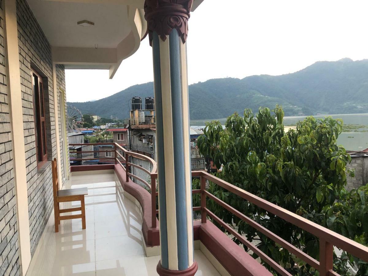 Hotel October Inn 포카라 외부 사진